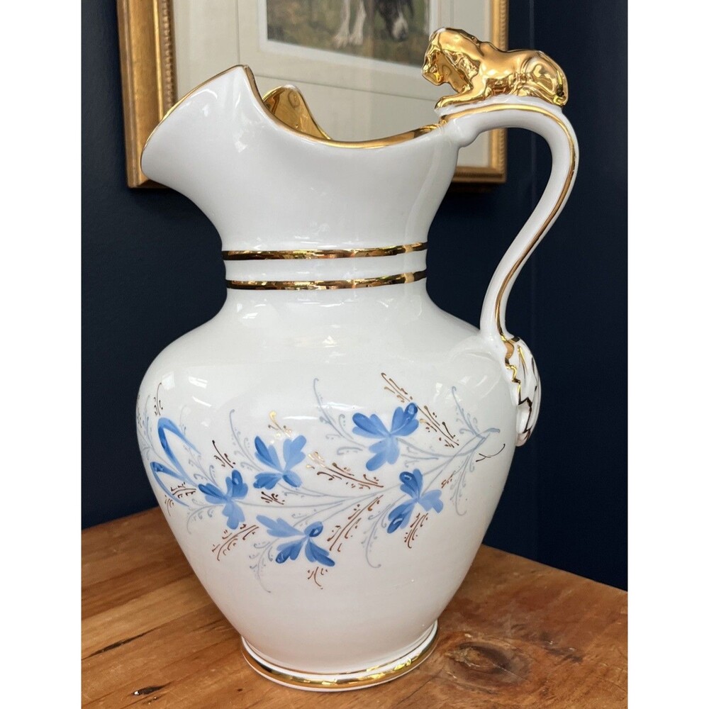 Antique Bing & Grøndahl chocolate jug in porcelain with gold lion handle w/lid